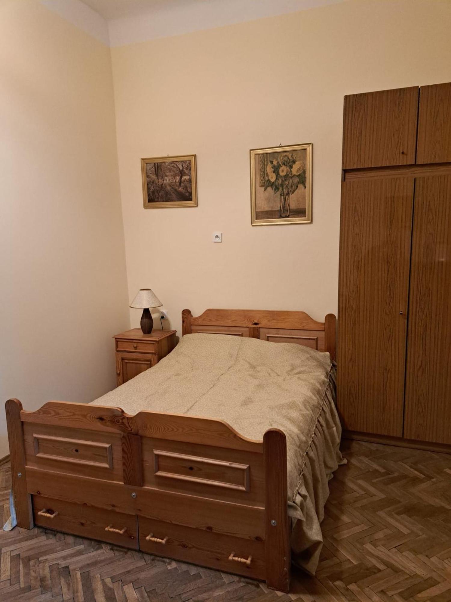 Apartment St. Mark'S Square คราคูฟ ภายนอก รูปภาพ